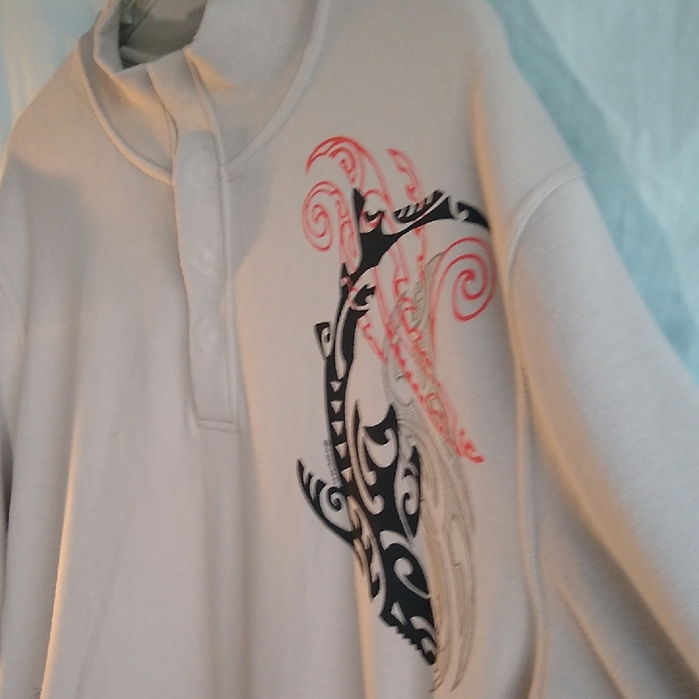 NWOT * Maori Design Tattoo * Crazy Shirts Hawaii L Tan-Beige
